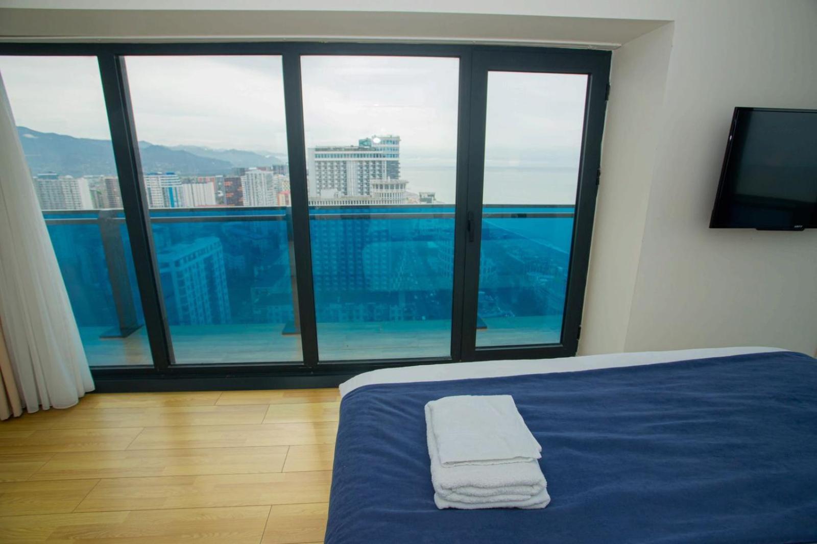 Appartamento View From Above Orbi City Batumi Esterno foto