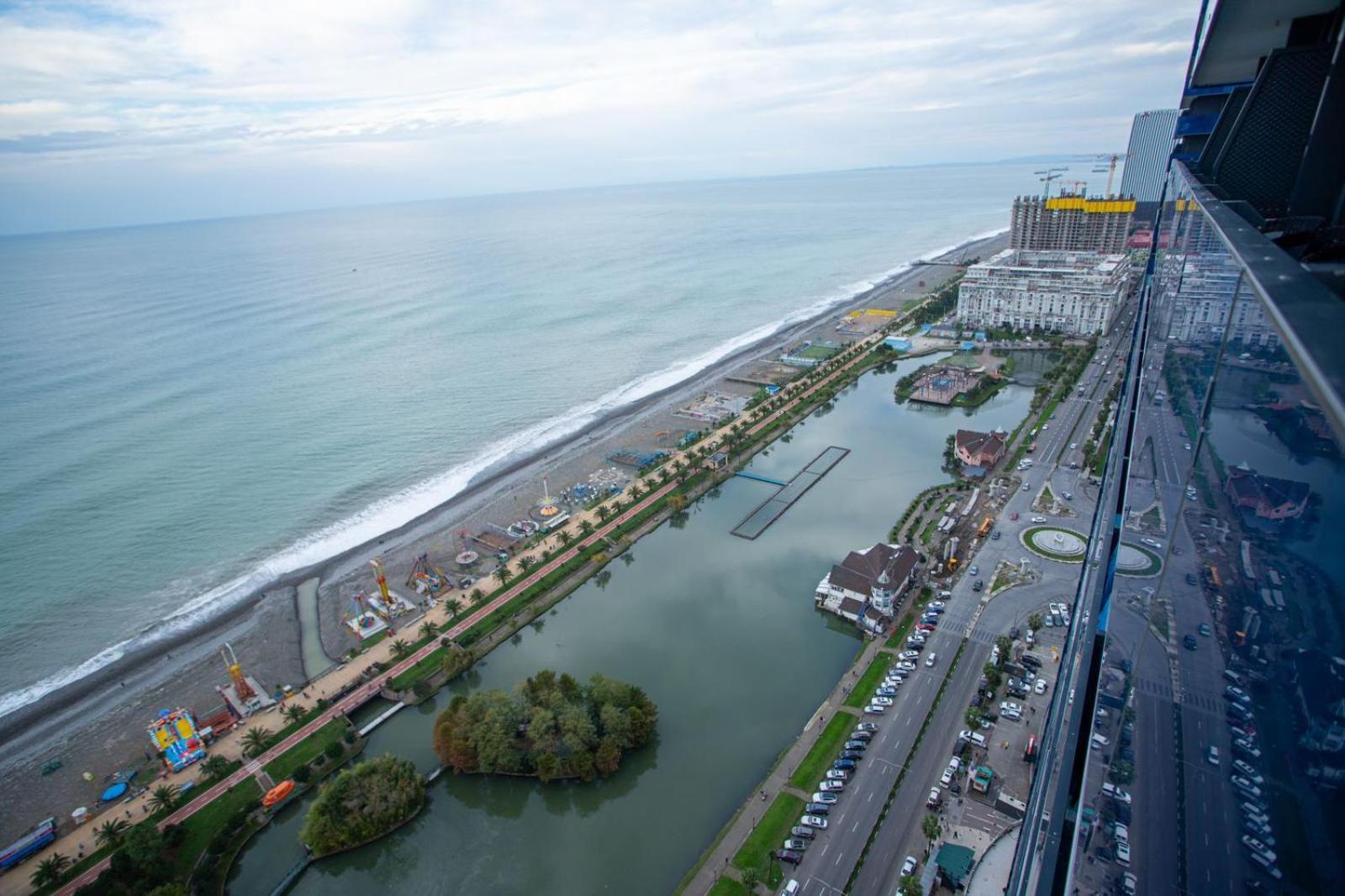 Appartamento View From Above Orbi City Batumi Esterno foto