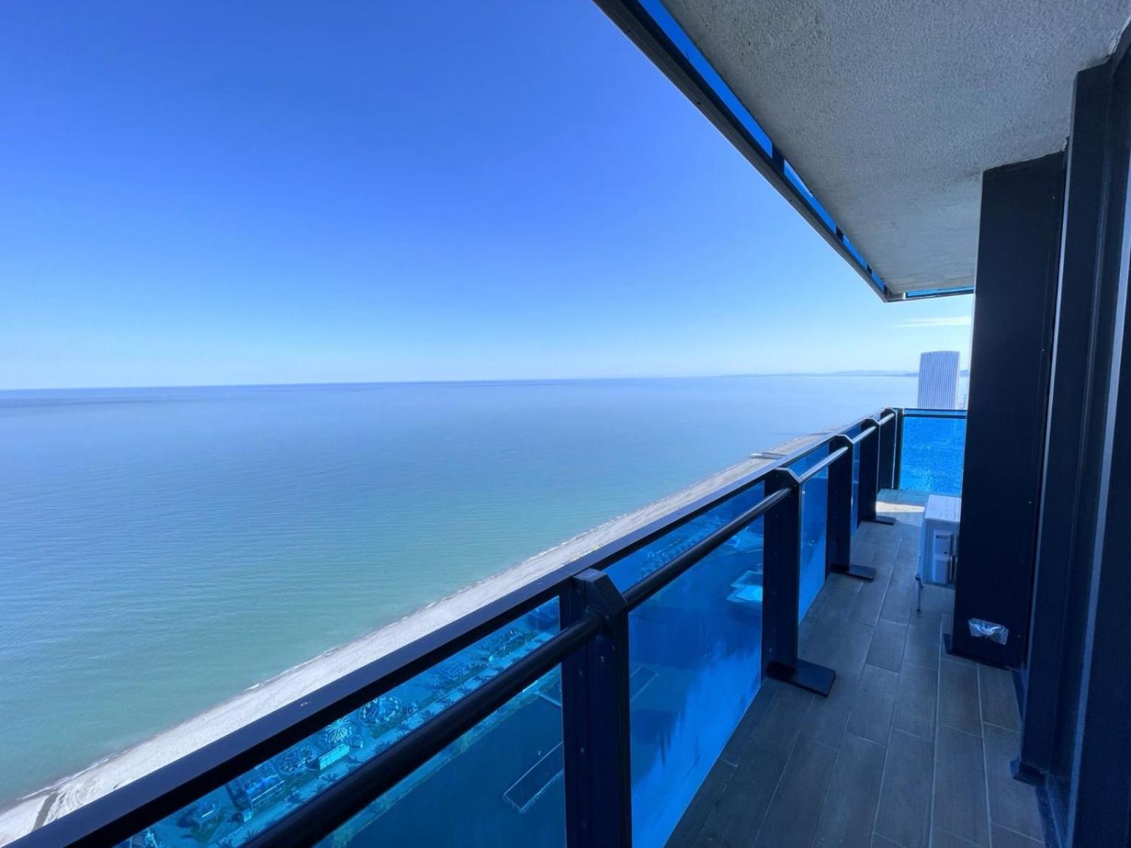 Appartamento View From Above Orbi City Batumi Esterno foto